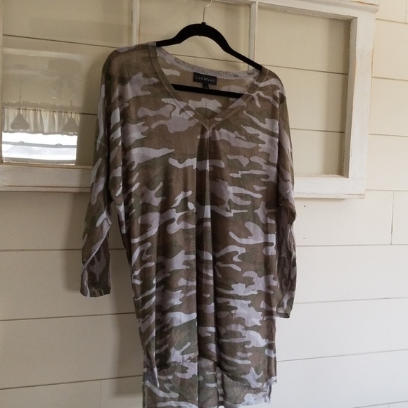 Lane Bryant Tops - Lane Bryant ... 18/20 ... Sheer Camo